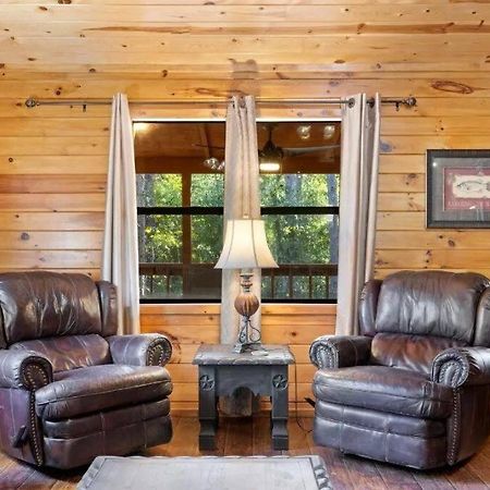 Misty Moonlight, Sleeps 4, Mountain Cabin Apartment Broken Bow Exterior photo