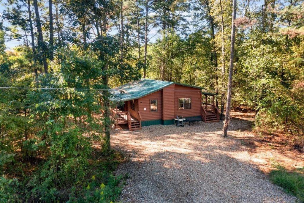 Misty Moonlight, Sleeps 4, Mountain Cabin Apartment Broken Bow Exterior photo